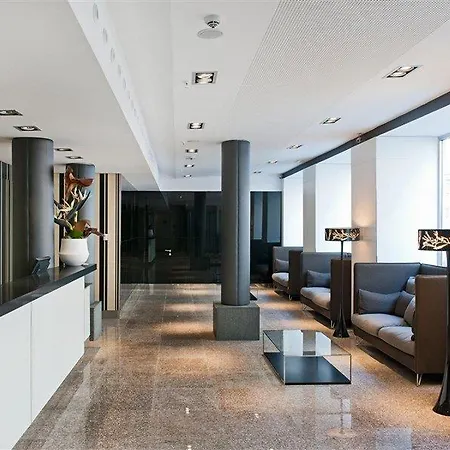 Catalonia Plaza Mayor 4*