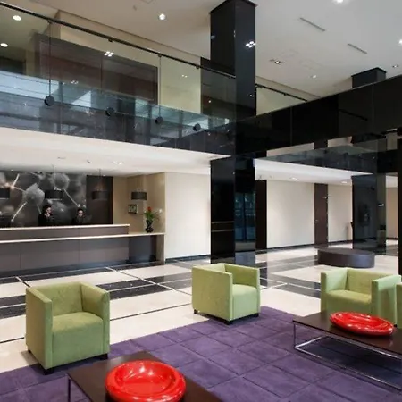 Nh Ribera Del Manzanares Hotel