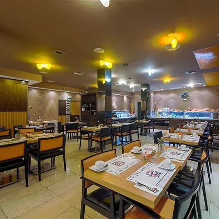 Petit Palace President Castellana Hotell 4*