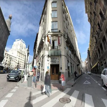Hotel Quatro Puerta Del Sol 4*