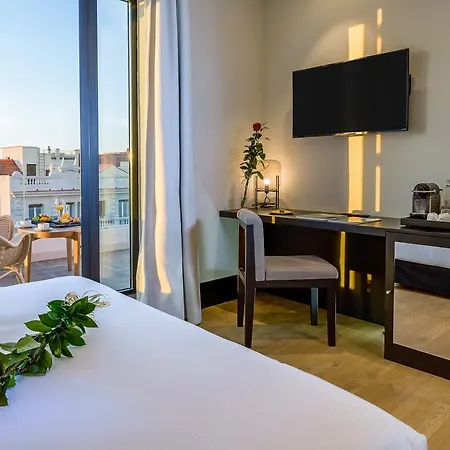Hotel H10 Puerta De Alcala 4*
