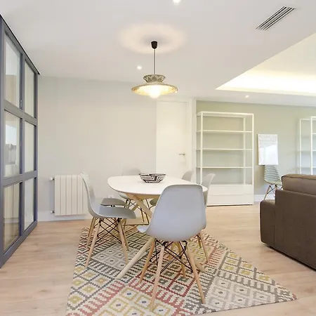 Friendly Mirasierra Apartment *