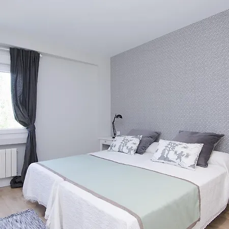 Apartment Friendly Mirasierra Madrid