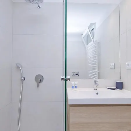 Apartment Friendly Mirasierra
