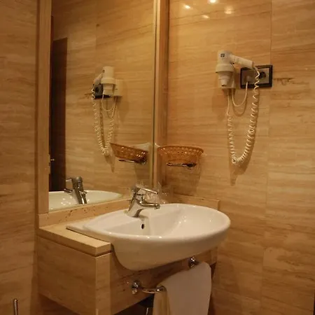 5 Pinos Casa de hóspedes 3*