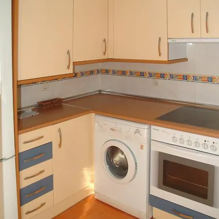 Aluche Con Parking Gratuito Madri