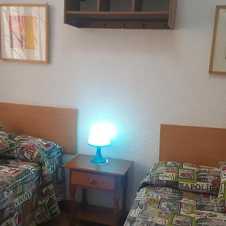 Helena Guest house 2*