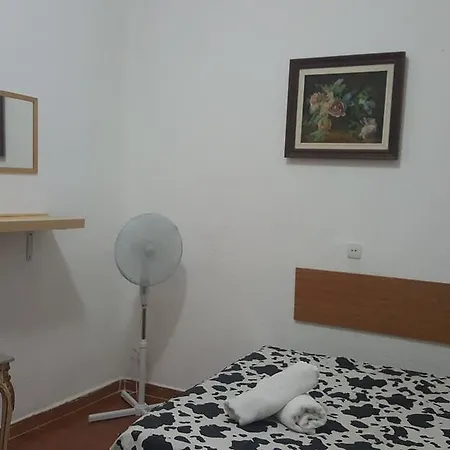 Guest house Helena 2 2*