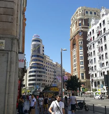 Alaia Holidays Gran Vía Apartamento *