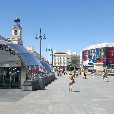 Alaia Holidays Gran Vía Madrid