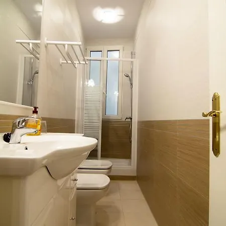 Apartment Mc Yolo Apartamento Ronda Atocha Madrid