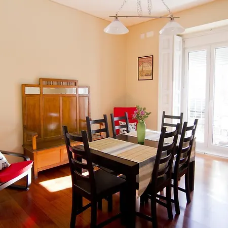 Mc Yolo Apartamento Ronda Atocha Madrid
