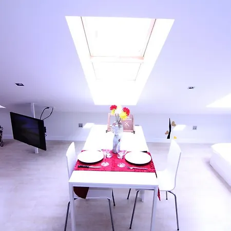 Apartamento Triangulo Del Arte Madrid