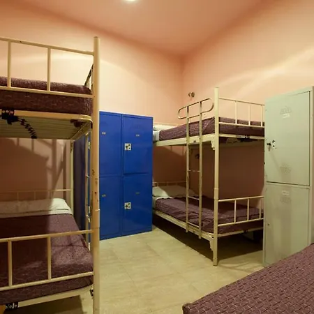 La De Huertas Auberge de jeunesse *