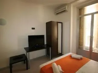 H2 Plaza Mayor Hotel 3*