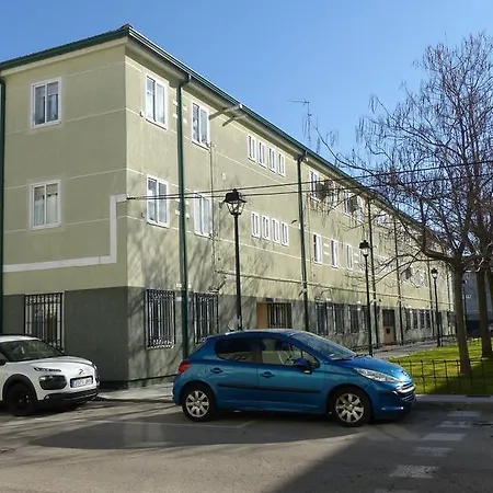 Aluche Apartamento *