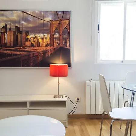 For Reina Sofia Temporal Df21 Apartment Madrid