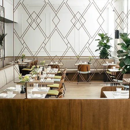 Hotel Totem Madrid, A Small Luxury Of The World 4*