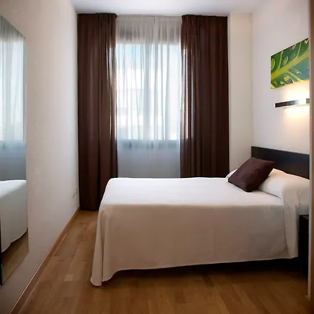 Apart Otel Compostela Madrid