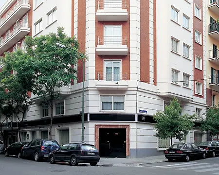 Nh Zurbano Hotel Madryt