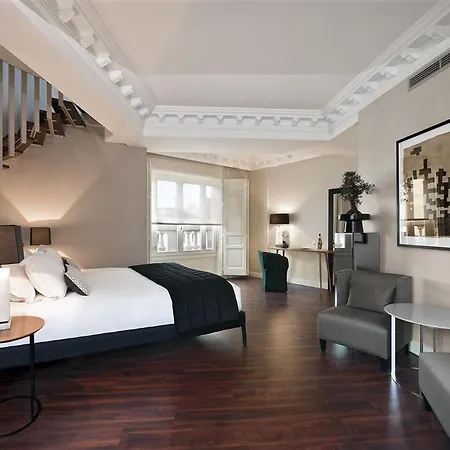 One Shot Luchana Hotel