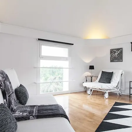 Apartamento Puerta Alcala II *