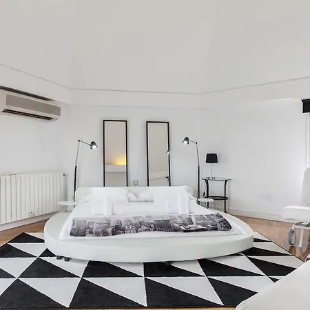 Apartamento Puerta Alcala II Apartment