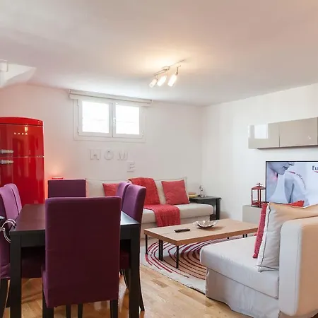 Apartamento Puerta Alcala II Apartment