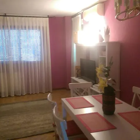 Mendez Alvaro Apartment *
