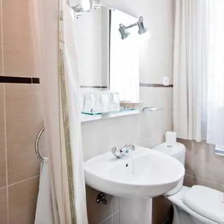 Guest house Gallardo 3*