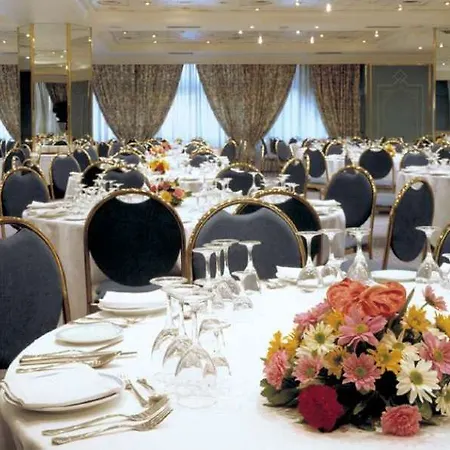 Hotel Husa Moncloa 4*