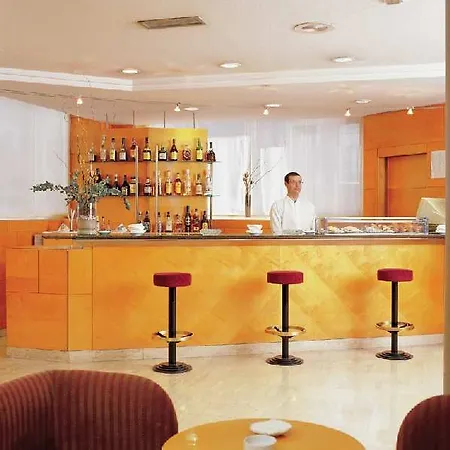 Nh Zurbano Hotel 4*