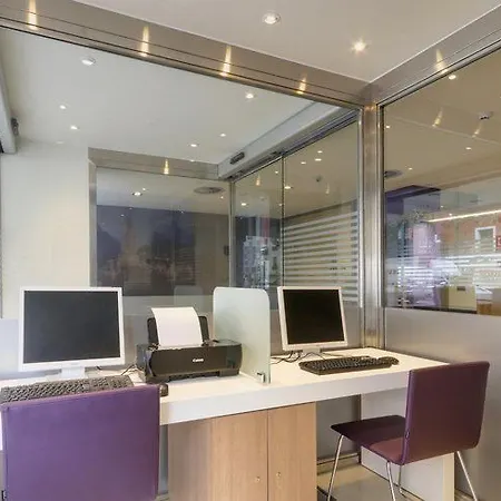 Tryp Alondras Hotel