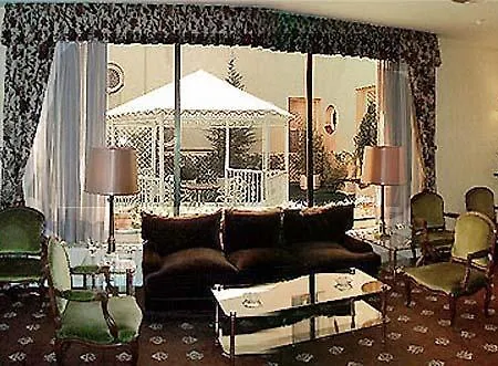 Galiano Hotel