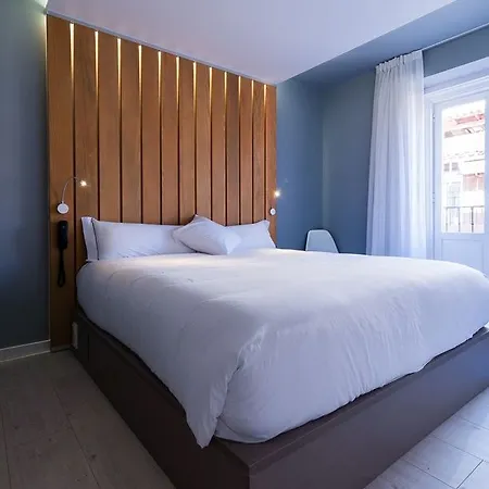 Hotel Nuria 2*