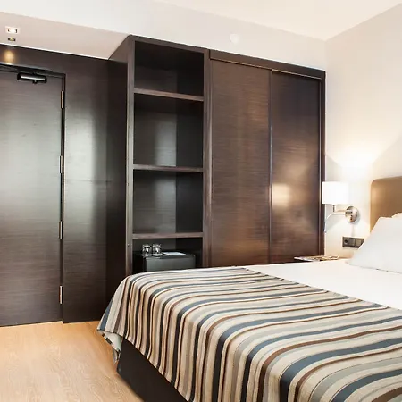 Exe Moncloa Hotel 4*