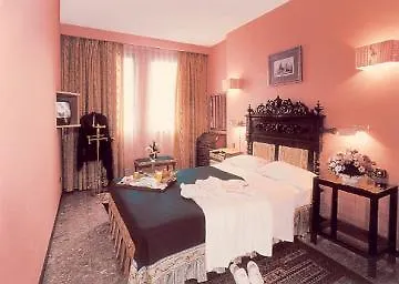 Hotel Foxa 25
