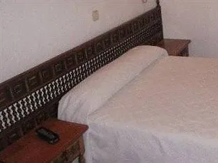 Πανσιόν Esmeralda