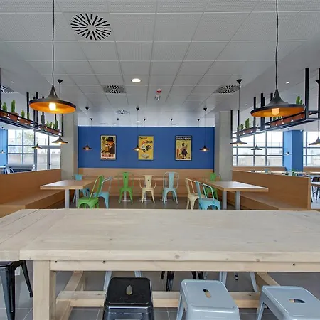 Airport Suites, Affiliated By Melia