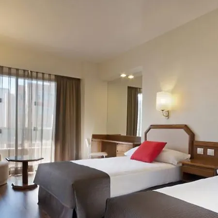 Senator Barajas Hotel Madrid