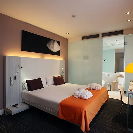 Icon Embassy Hotel