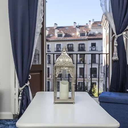 Puerta Del Sol Center Apartment *