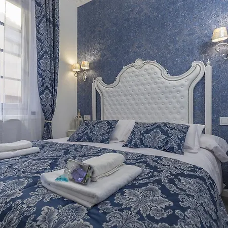 Puerta Del Sol Center Apartment