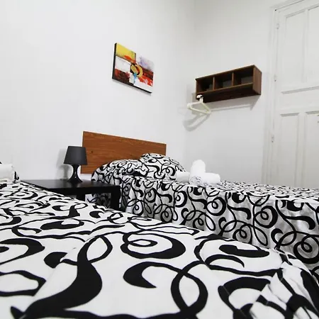 Guest house Helena 2 Madrid