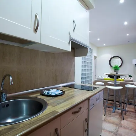 Tirso De Molina Apartment