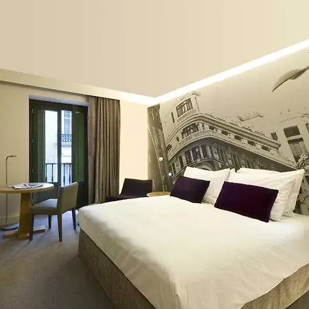 Radisson Blu Hotel, Prado 4*