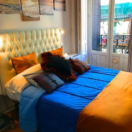 Bookingham ★apartaments & *