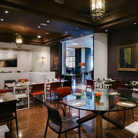 Rafaelhoteles Atocha