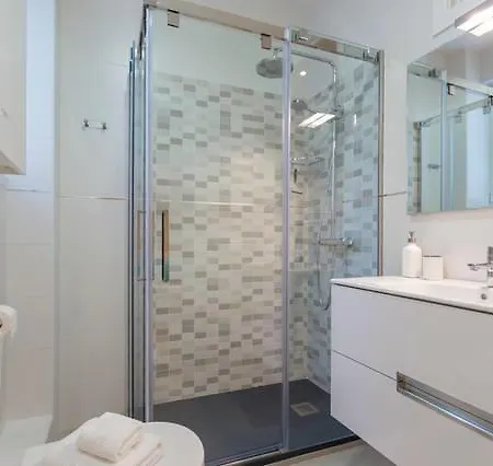 Puerta Del Sol Center Apartment