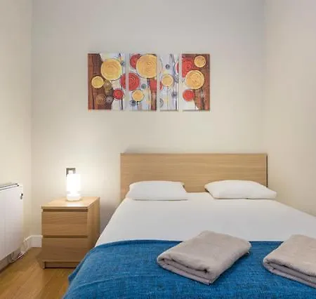 Puerta Del Sol Center Apartment